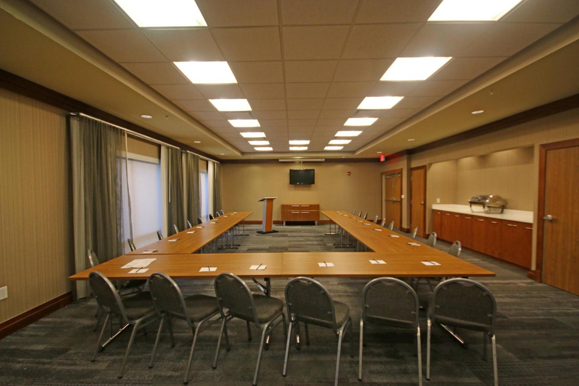 Hotel Springhill By Marriott Charleston North 3*