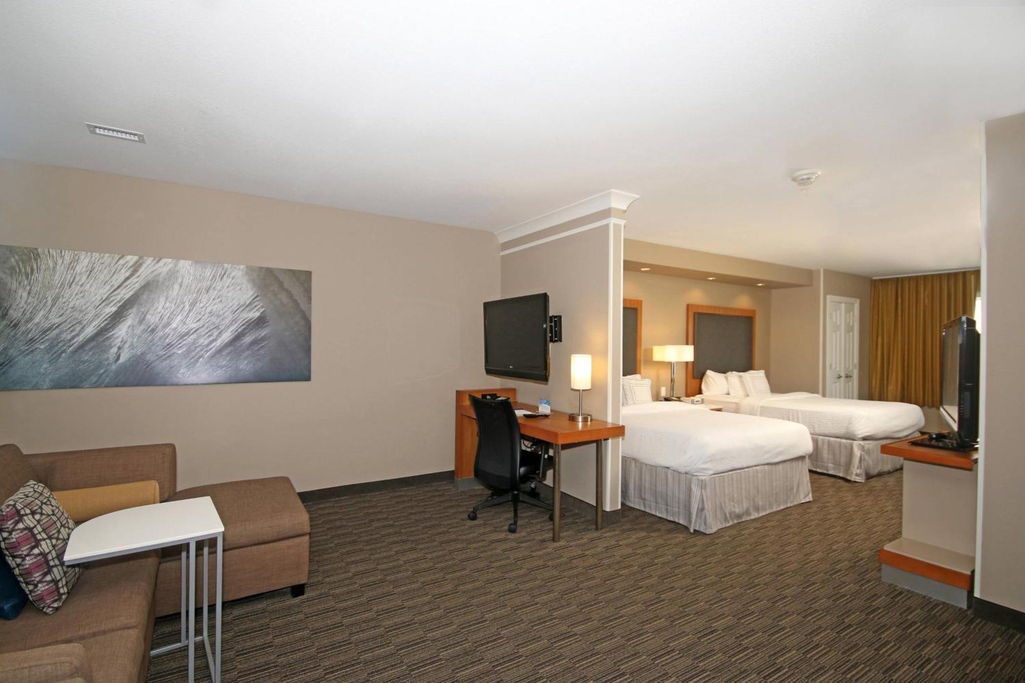 Springhill By Marriott Charleston North Hotel